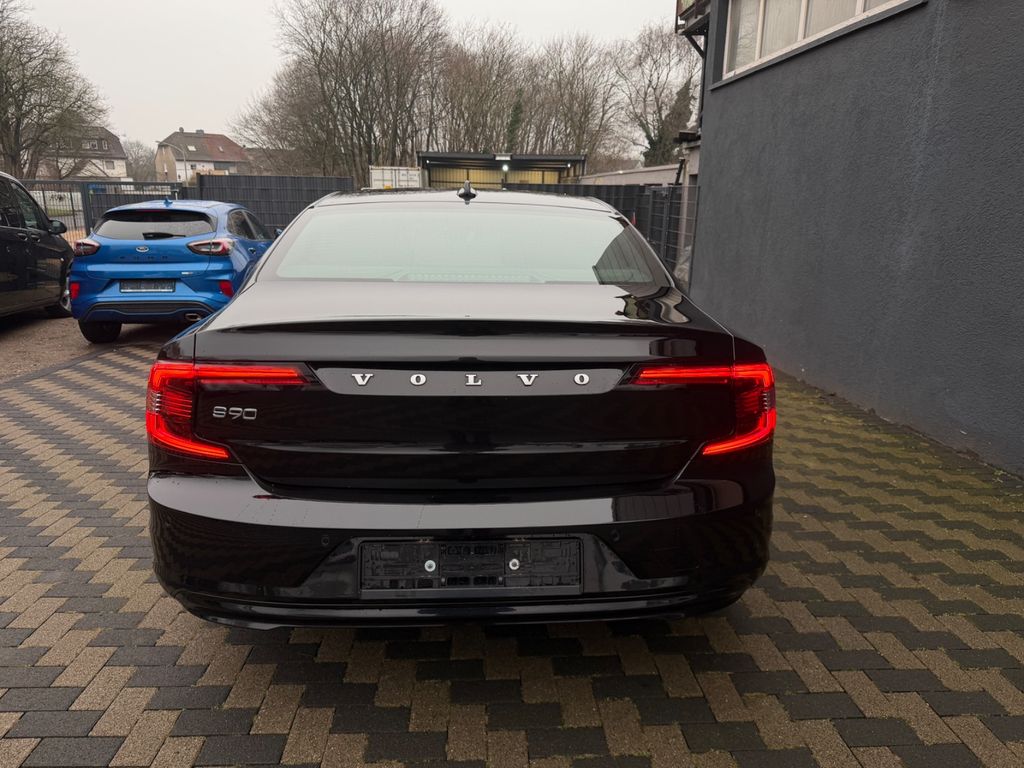 Volvo S90 2022