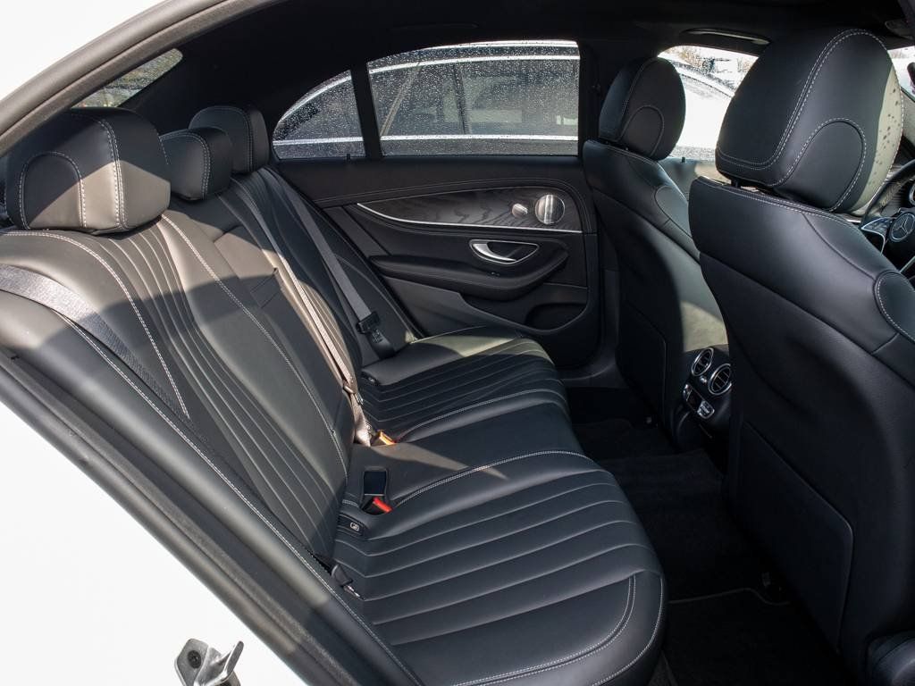 Mercedes-Benz E 300 2022