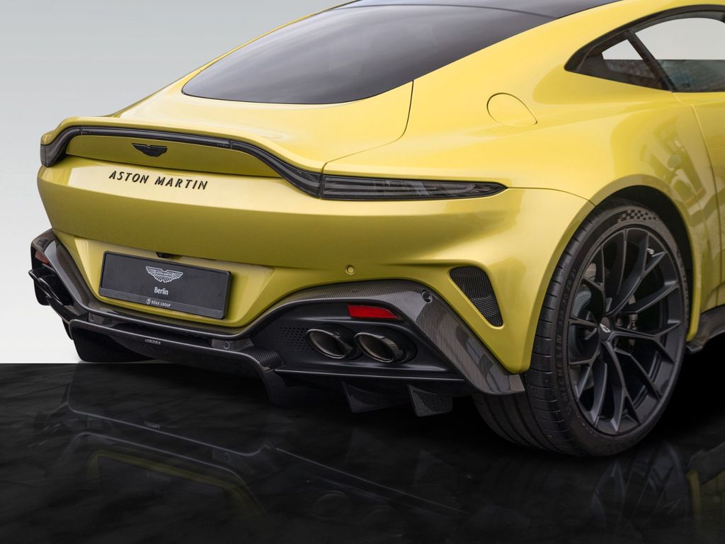 Aston Martin V8 Vantage