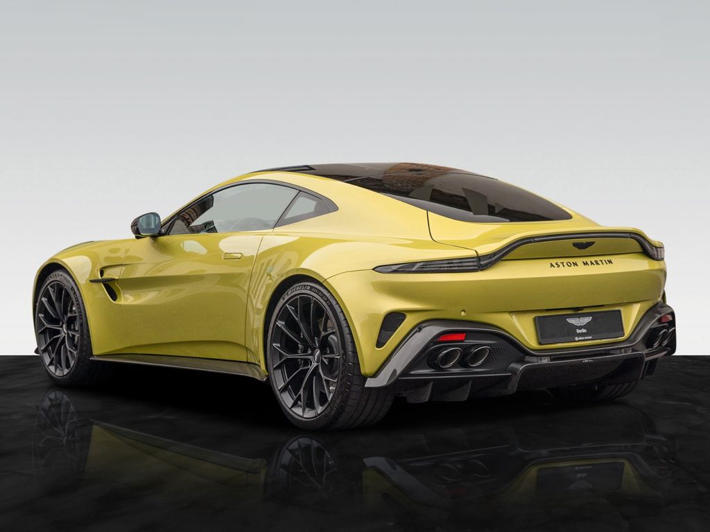 Aston Martin V8 Vantage