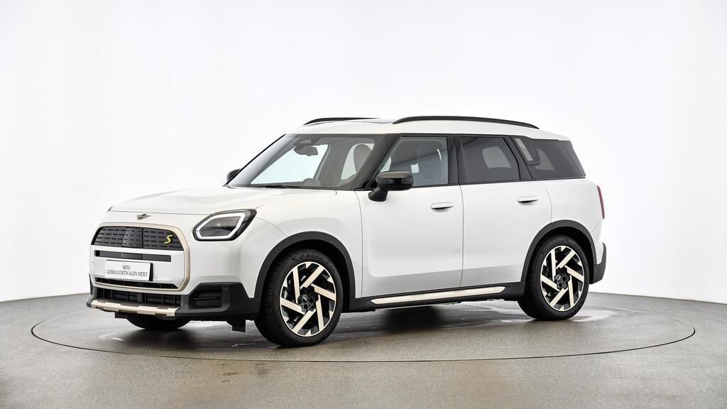 MINI Cooper SE Countryman 2025