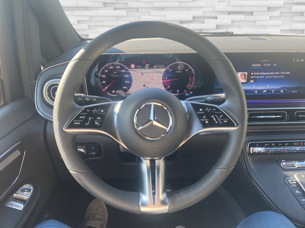 Mercedes-Benz V 300 2025