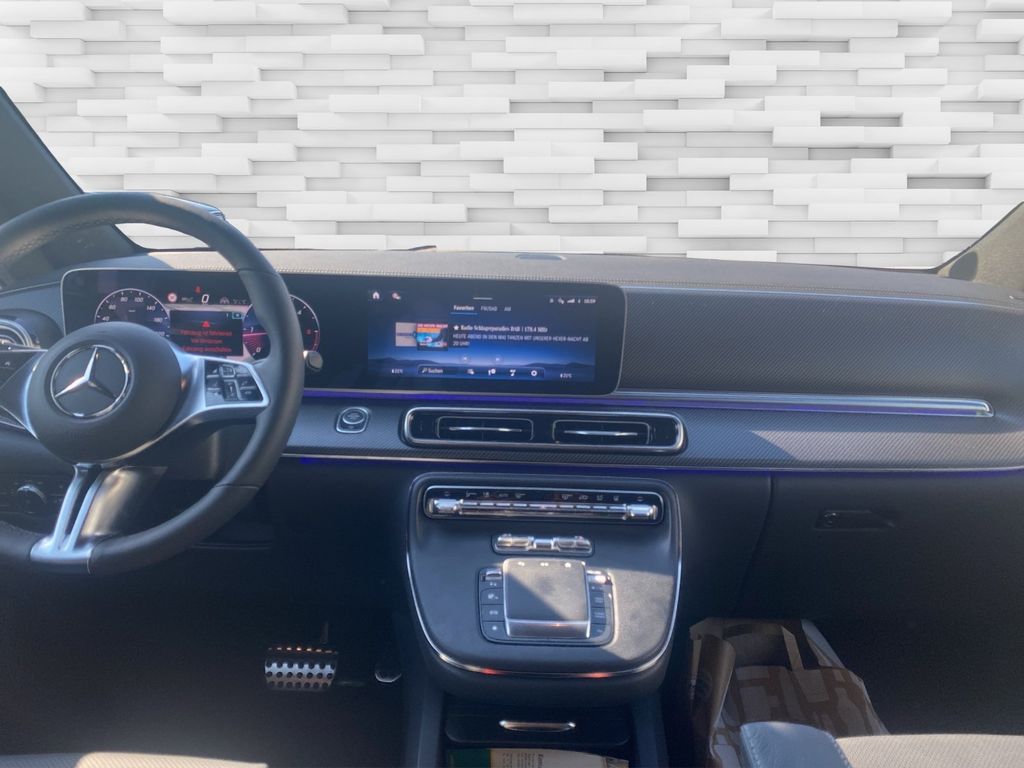 Mercedes-Benz V 300 2025