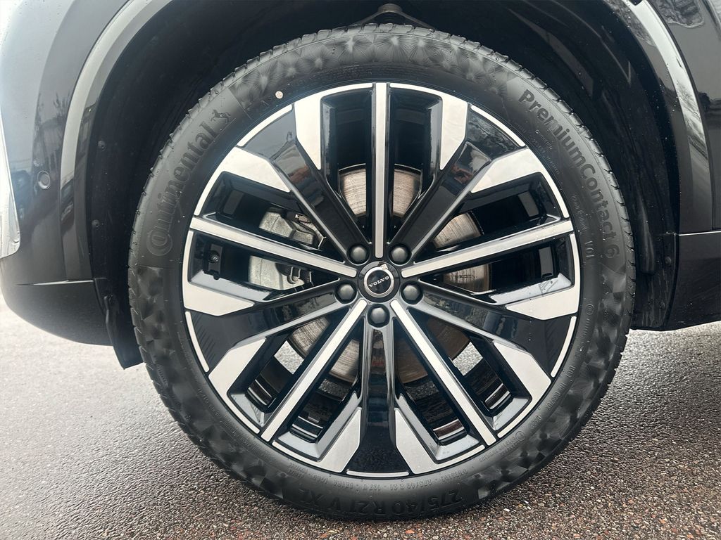 Volvo XC90 2025