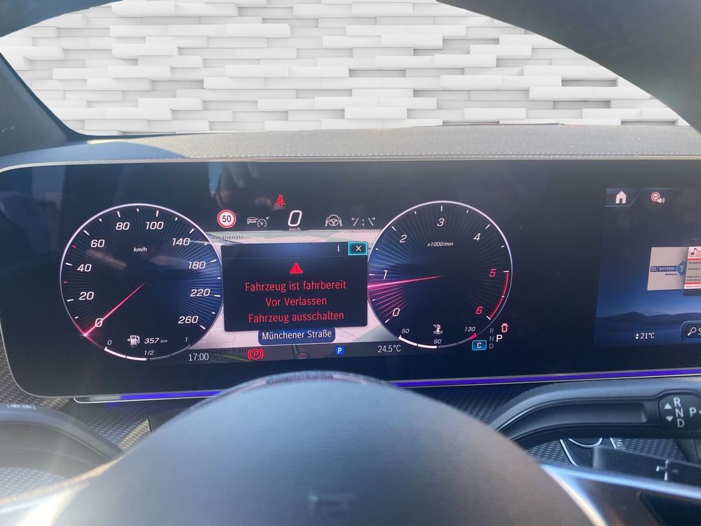 Mercedes-Benz V 300 2025