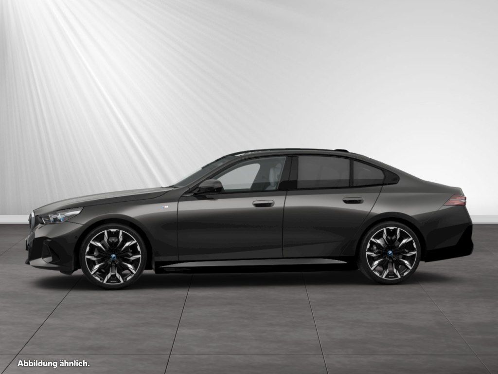 BMW i5 2024