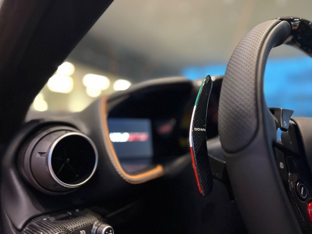 Ferrari 812 2024