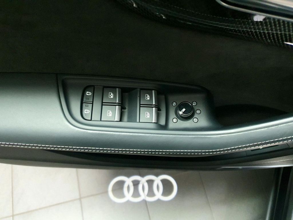 Audi SQ8 2021