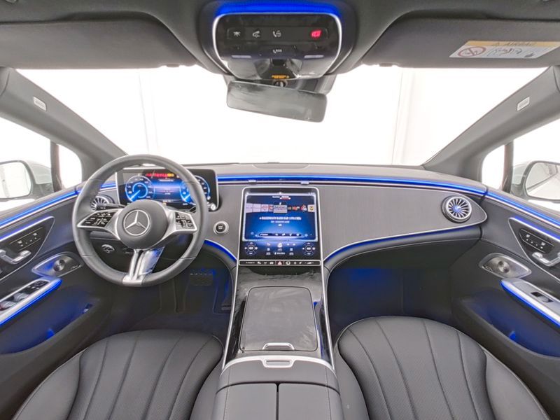 Mercedes-Benz EQE 2024