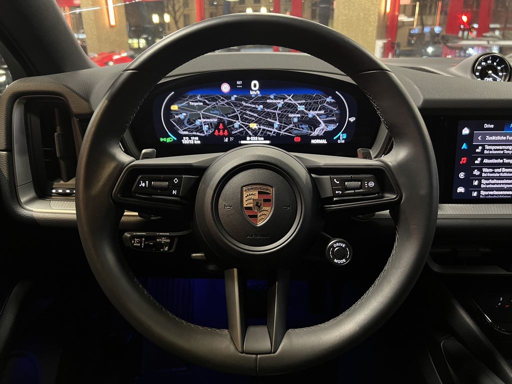 Porsche Cayenne 2025
