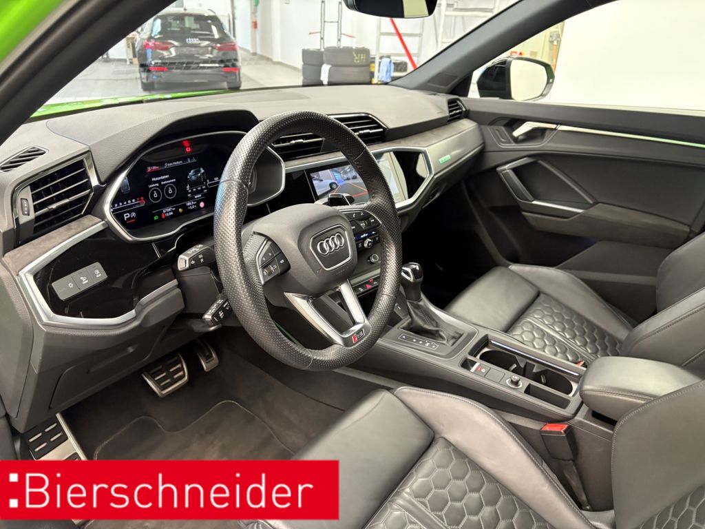 Audi RSQ3 2021
