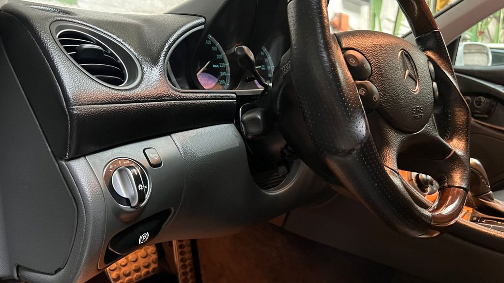 Mercedes-Benz SL 350 2005