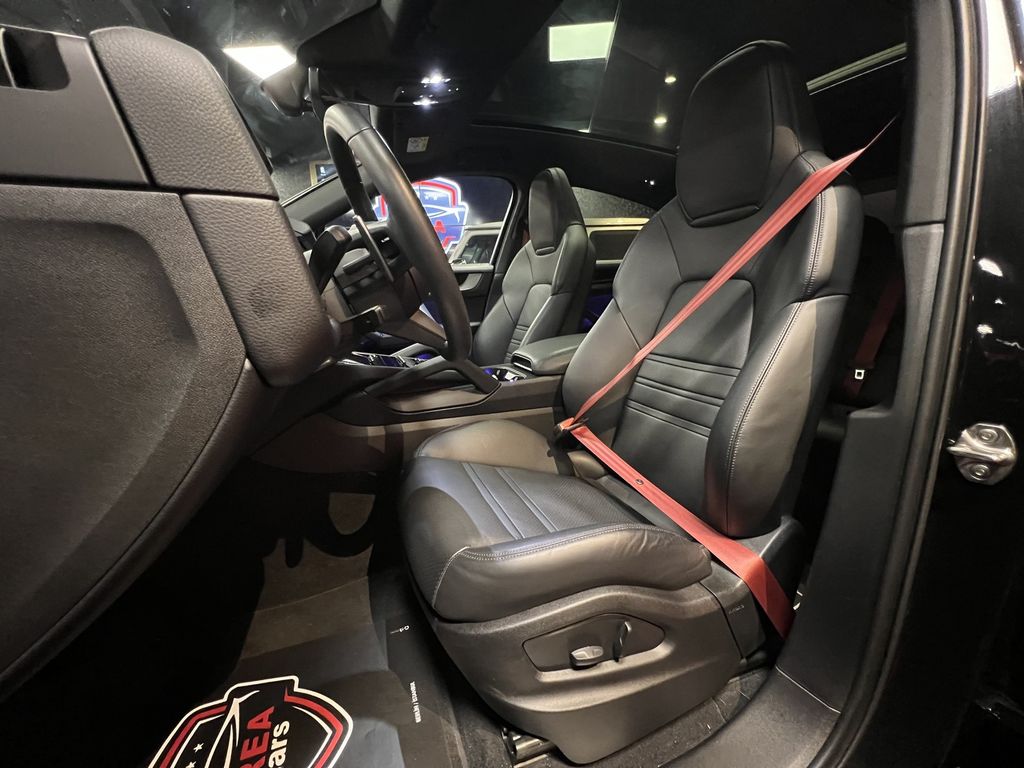 Porsche Cayenne 2025