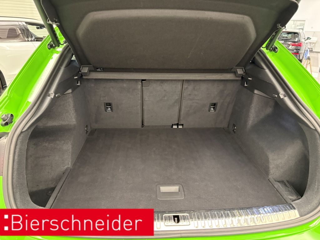 Audi RSQ3 2021