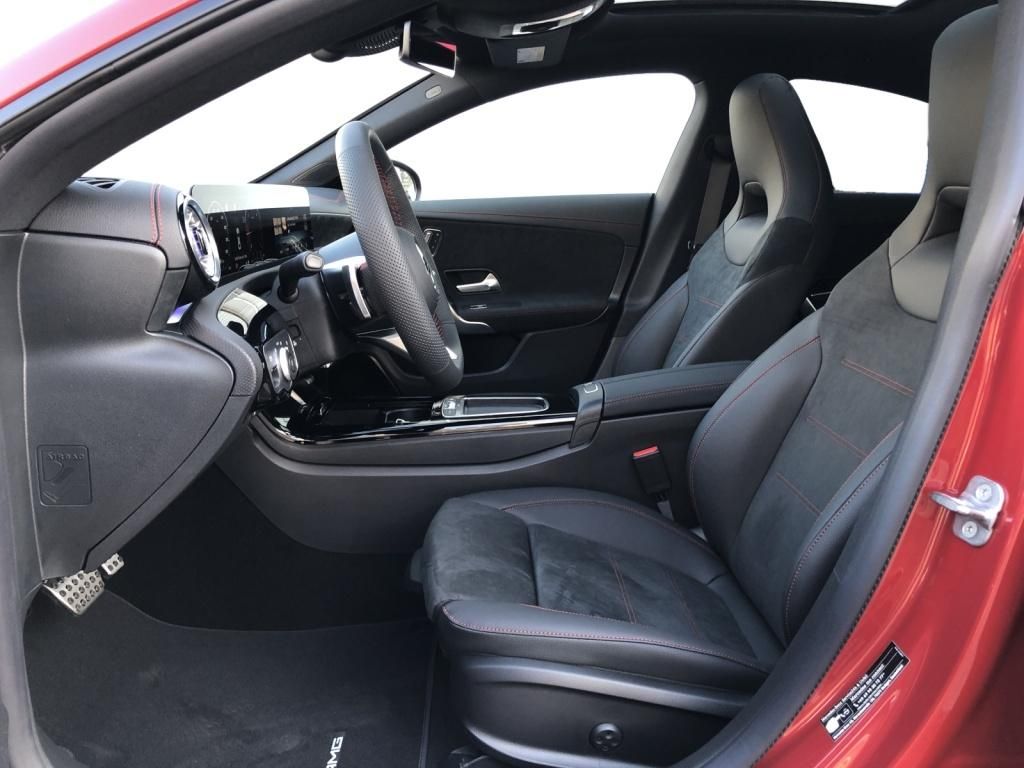Mercedes-Benz CLA 220 2025