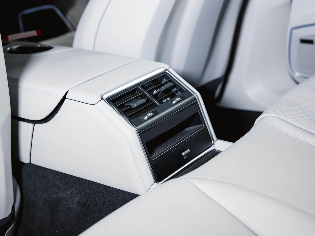 Porsche Panamera 2022