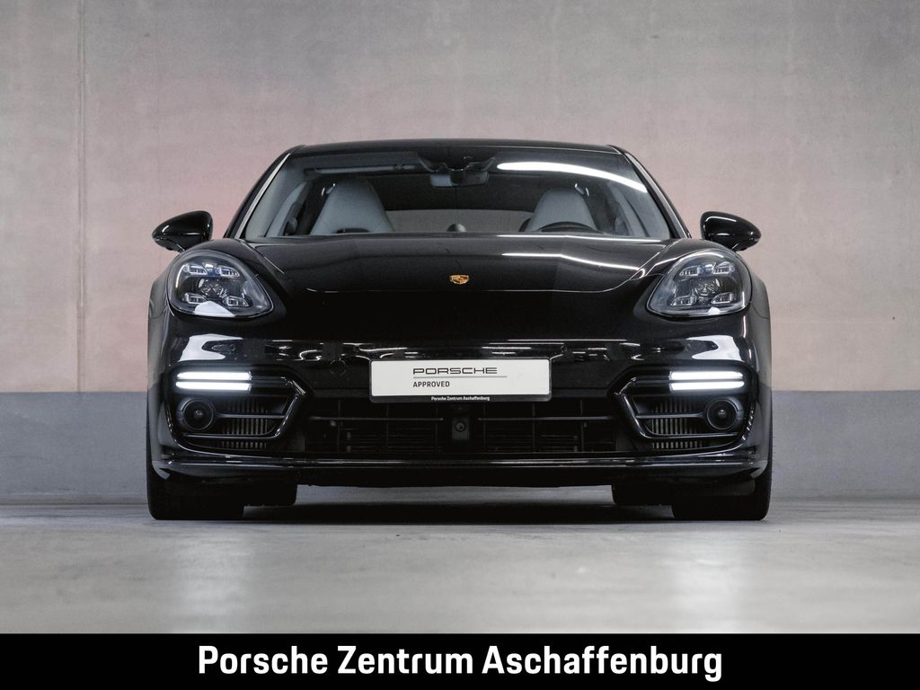 Porsche Panamera 2022