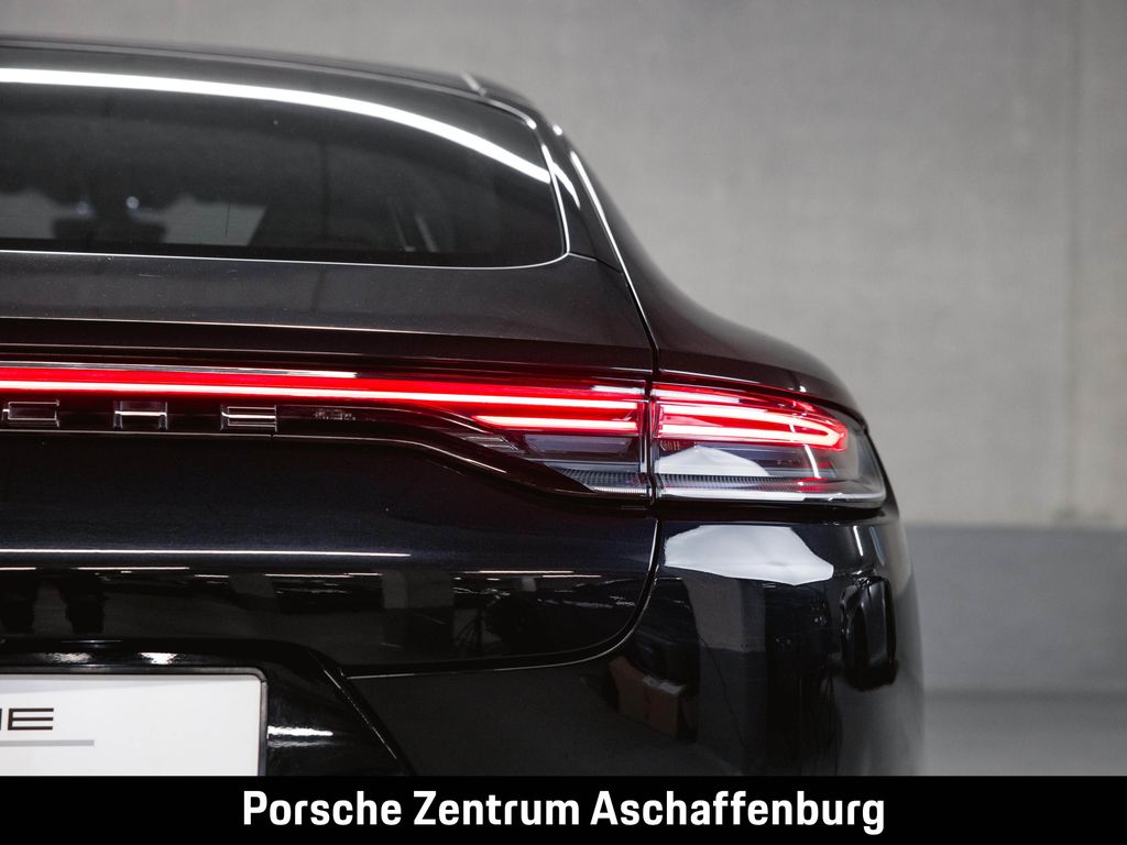 Porsche Panamera 2022