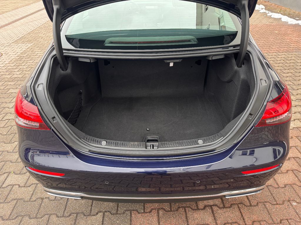 Mercedes-Benz E 220 2021