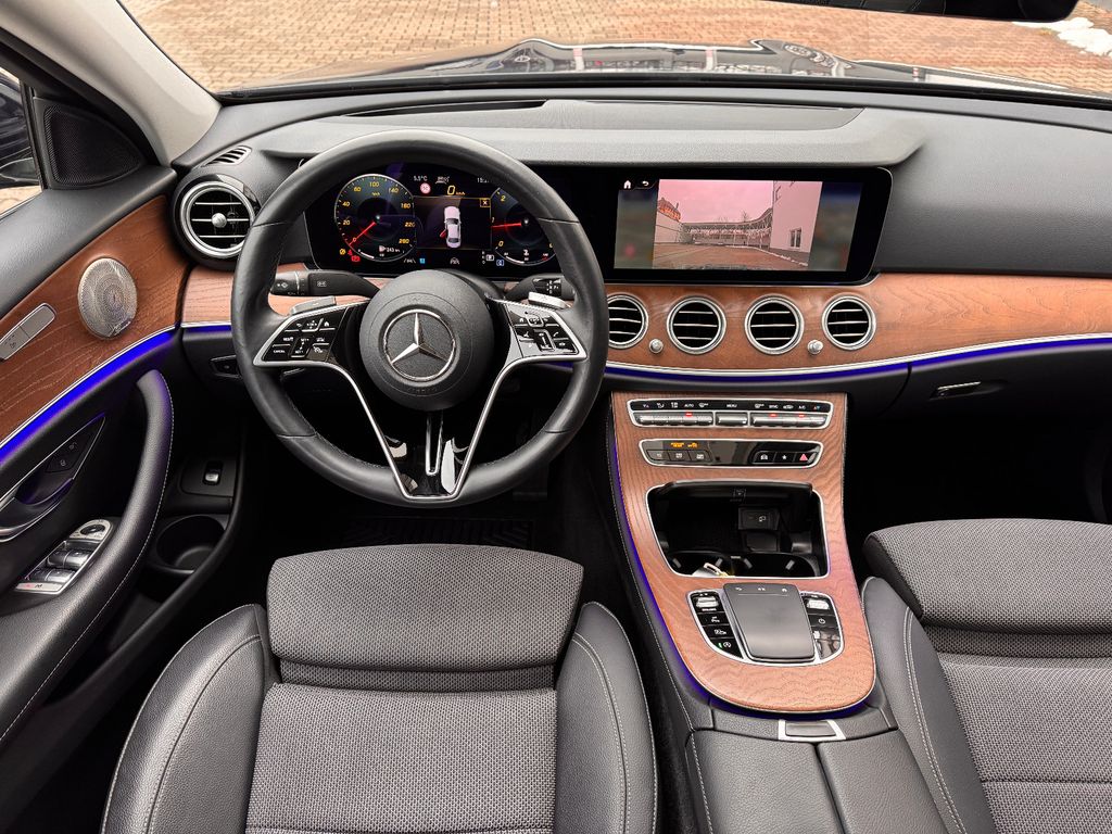 Mercedes-Benz E 220 2021