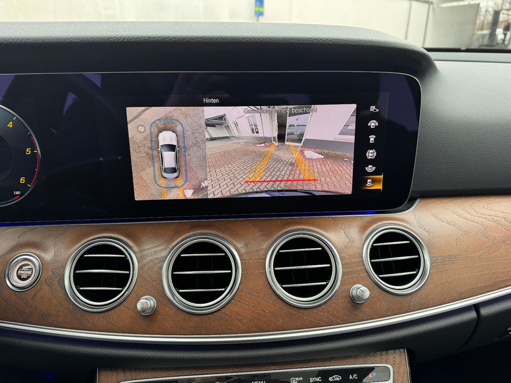 Mercedes-Benz E 220 2021