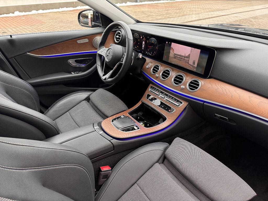 Mercedes-Benz E 220 2021