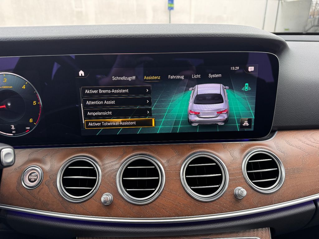 Mercedes-Benz E 220 2021