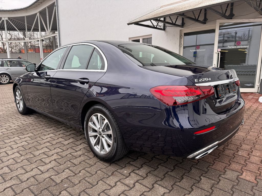 Mercedes-Benz E 220 2021