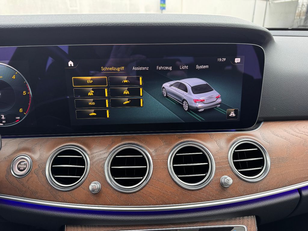 Mercedes-Benz E 220 2021