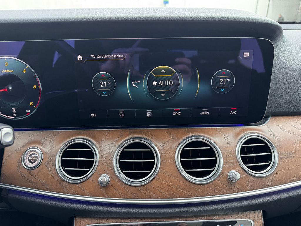 Mercedes-Benz E 220 2021