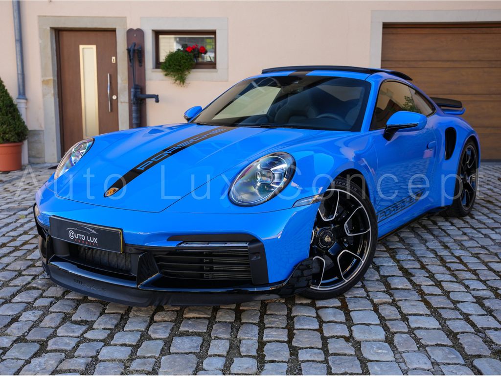 Porsche 992 2022