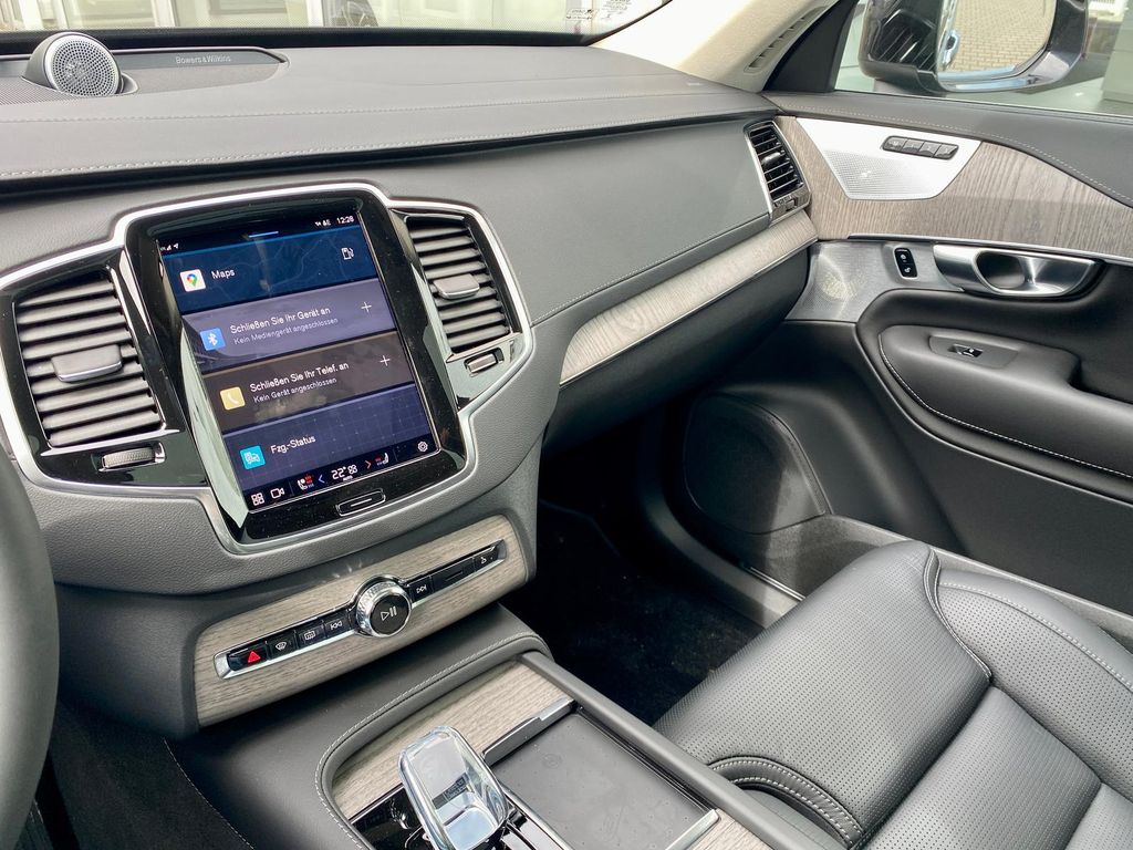 Volvo XC90 2023