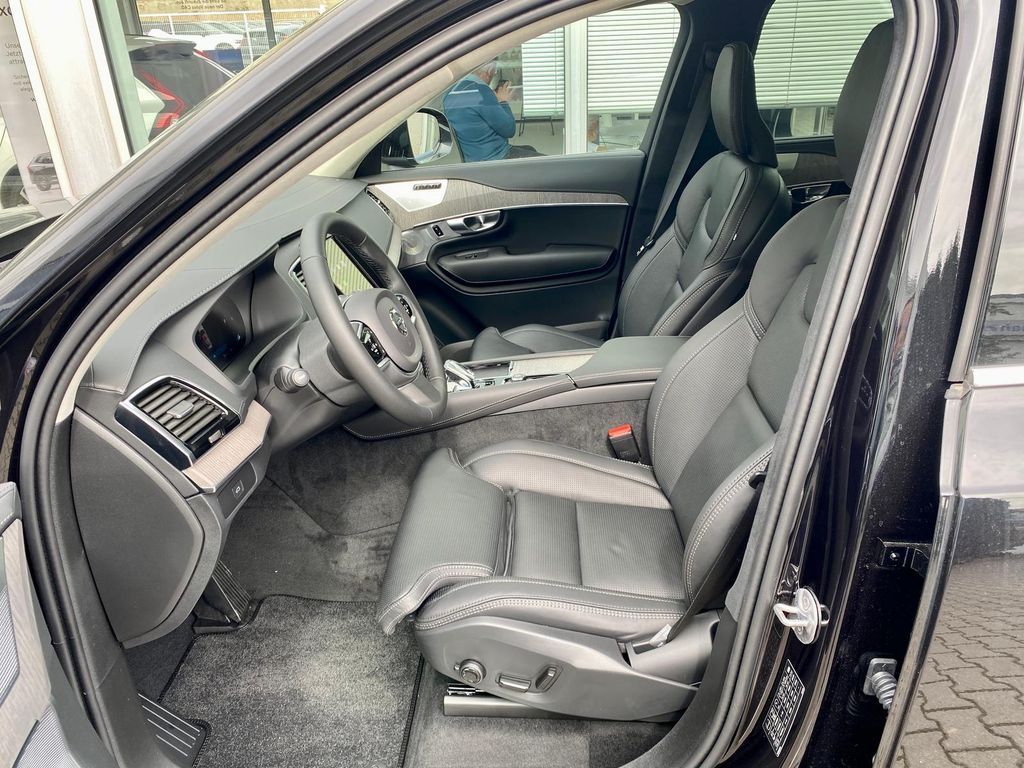 Volvo XC90 2023