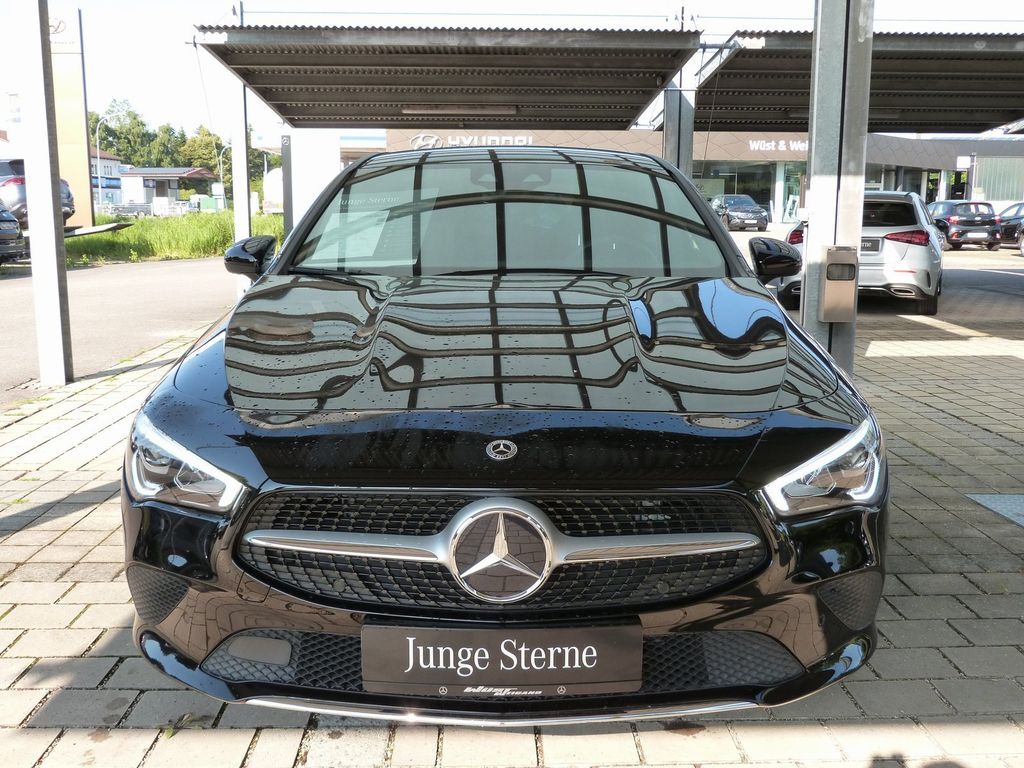 Mercedes-Benz CLA 200 Shooting Brake 2023