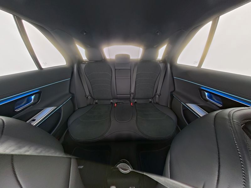 Mercedes-Benz E 300 2024