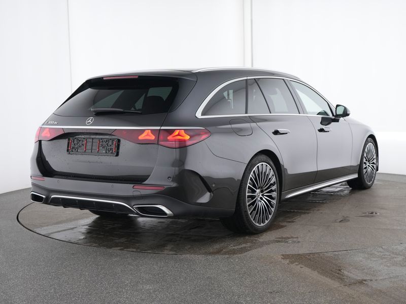 Mercedes-Benz E 300 2024