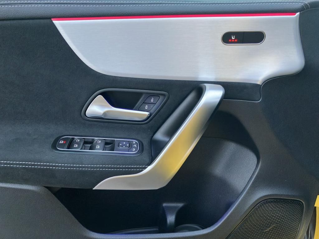 Mercedes-Benz A 200 2024