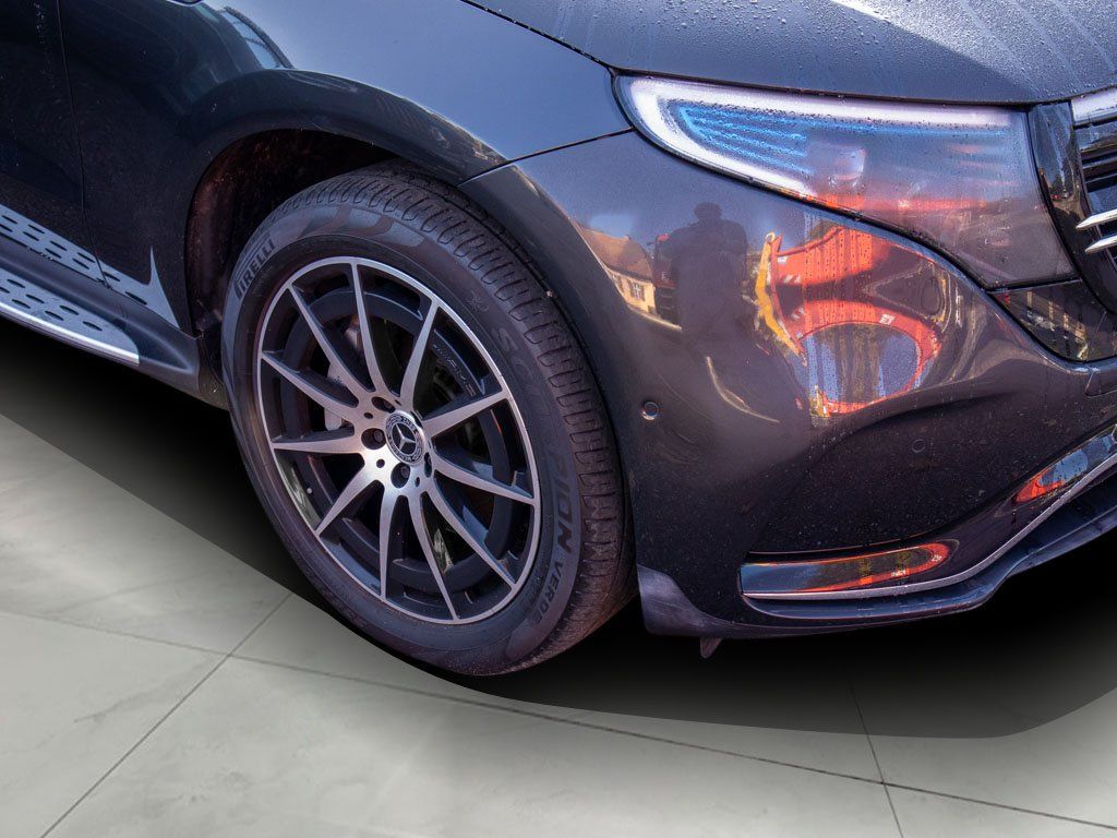 Mercedes-Benz EQC 2021