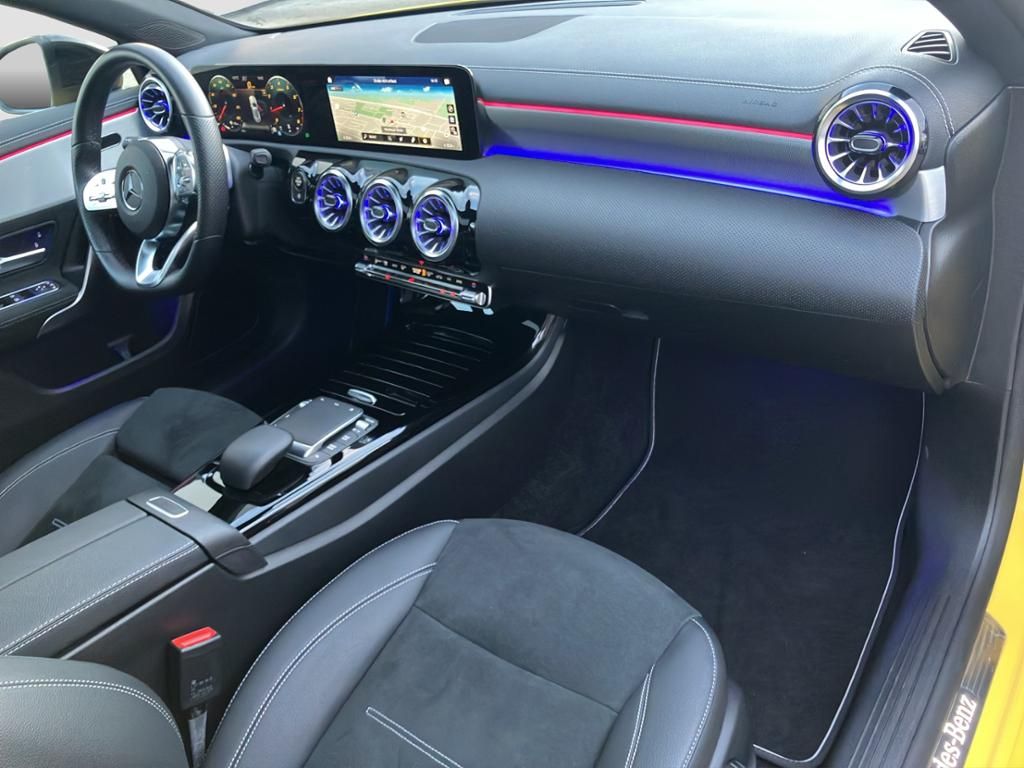 Mercedes-Benz A 200 2024