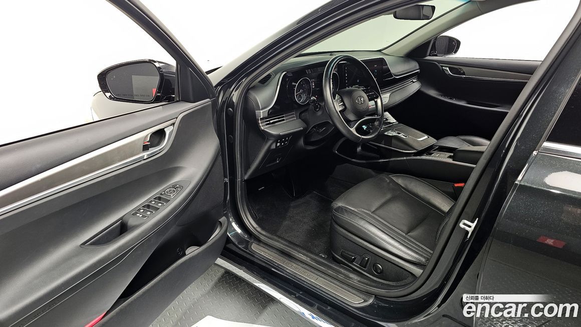 Hyundai Grandeur 2021