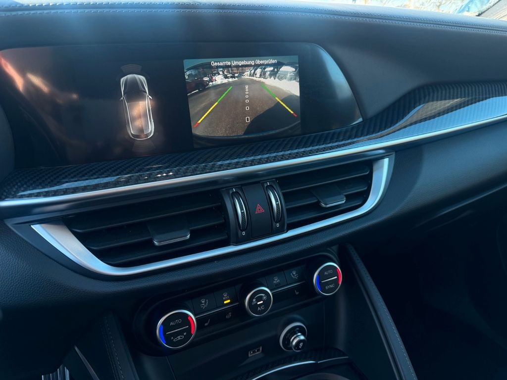 Alfa Romeo Stelvio 2022