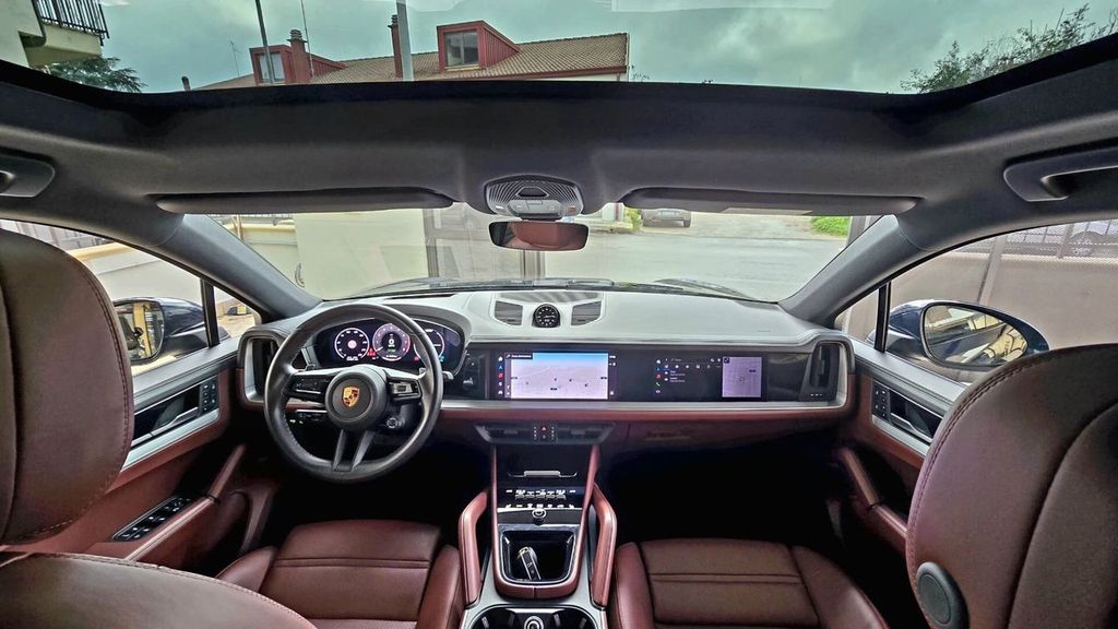 Porsche Cayenne 2024