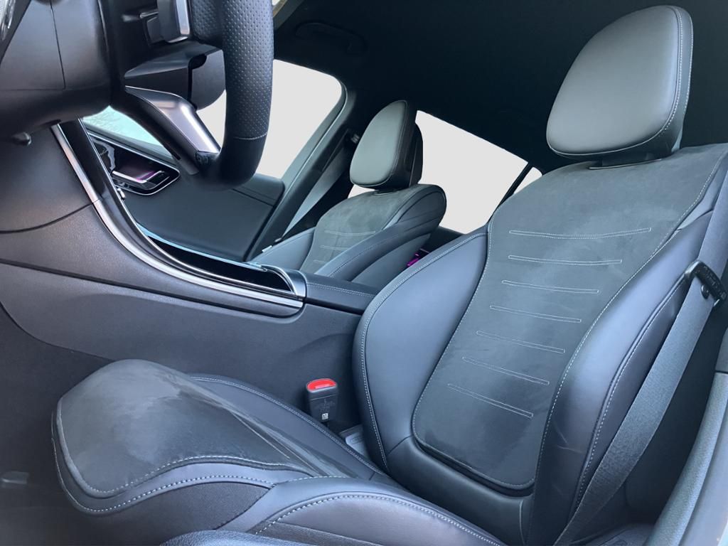 Mercedes-Benz C 220 2025