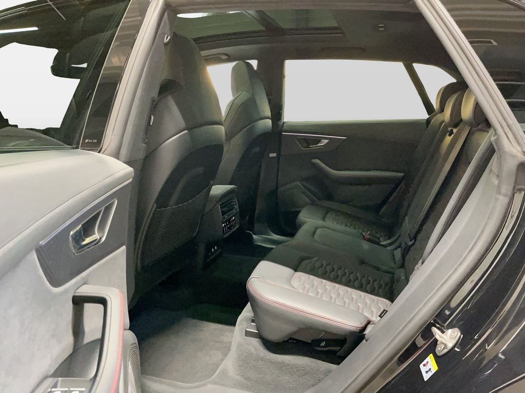 Audi RSQ8 2024