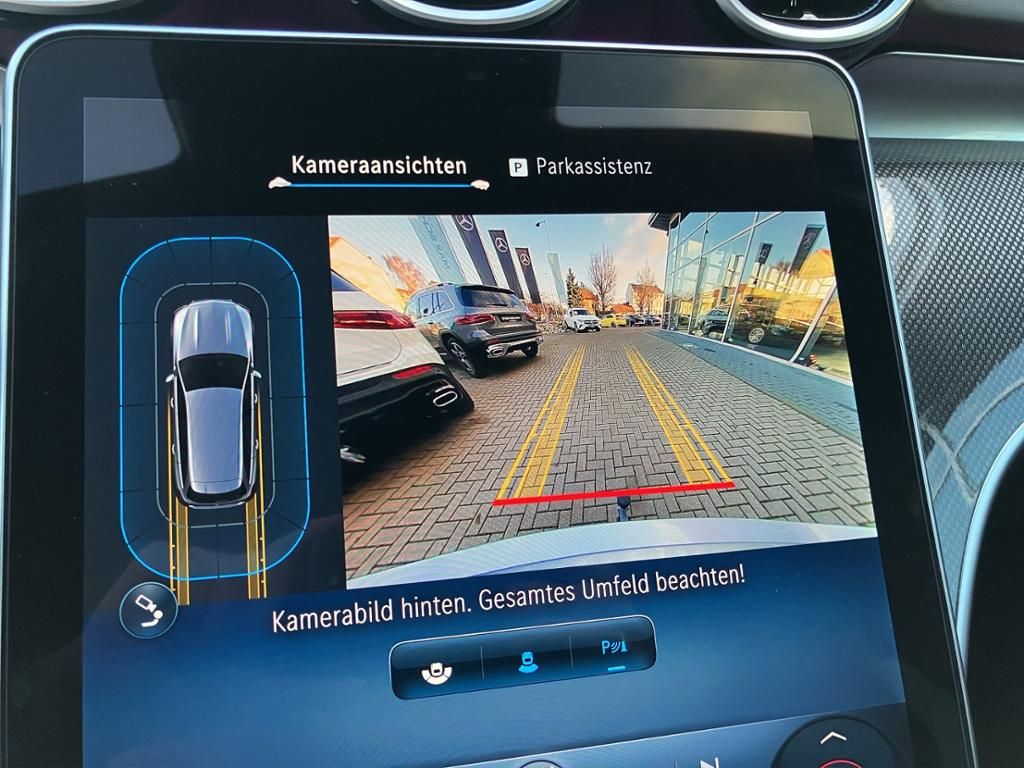 Mercedes-Benz C 220 2025