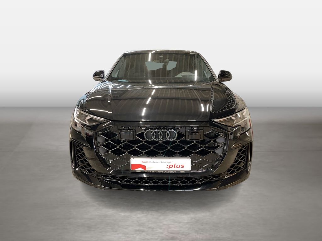 Audi RSQ8 2024