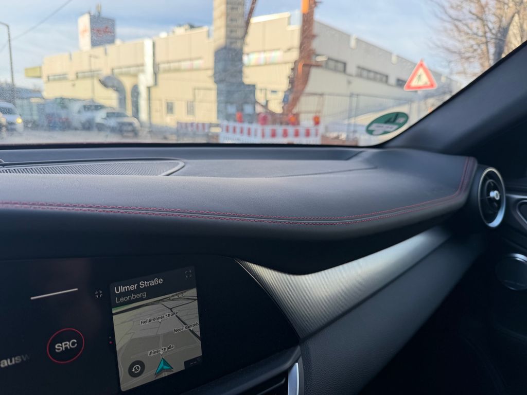 Alfa Romeo Giulia 2023