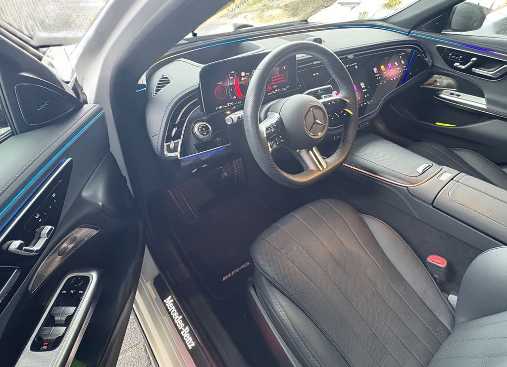 Mercedes-Benz E 300 2025