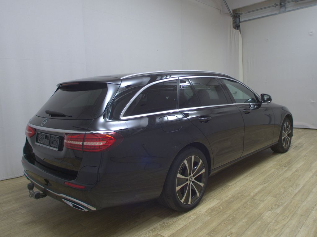 Mercedes-Benz E 300 2021