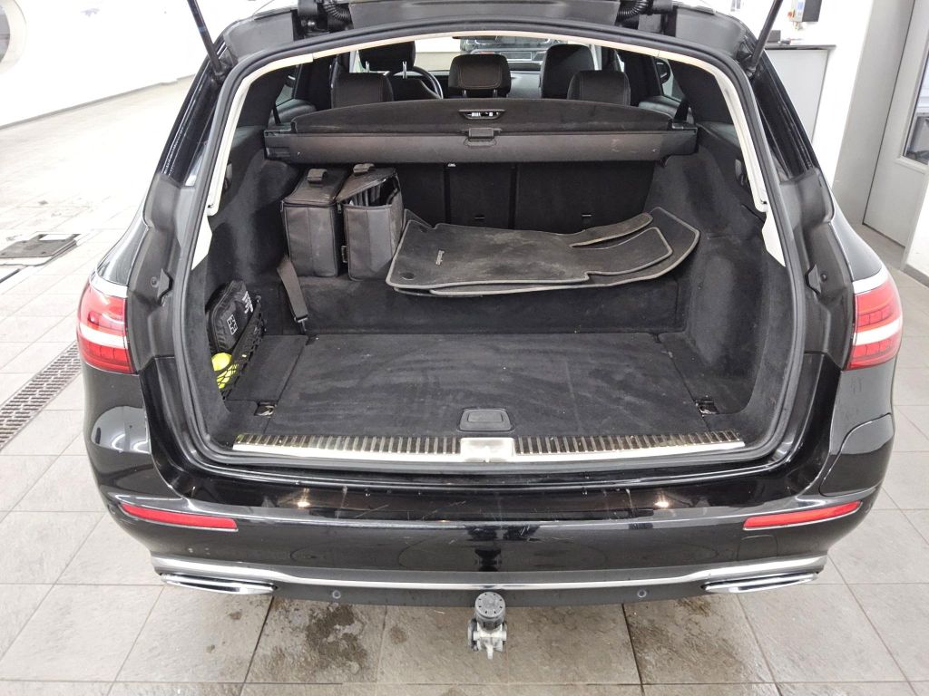 Mercedes-Benz E 300 2021